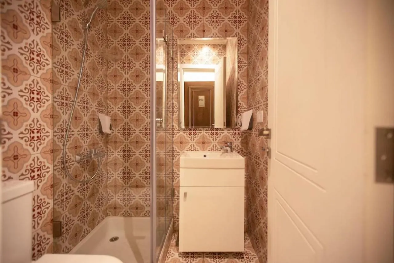 Teta Alias-501 Studio In Mar Mikhael Beirut Lägenhet